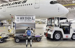 En Japan Airlines robots humanoides ya ayudan en operaciones en tierra y el manejo de equipaje 